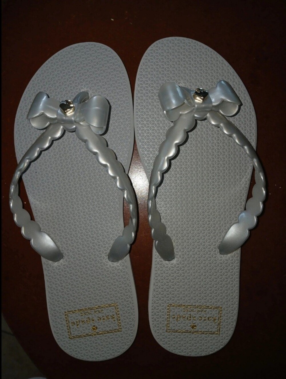 Kate Spade Bow Flip Flops Sandals Women's Size 8 nwt